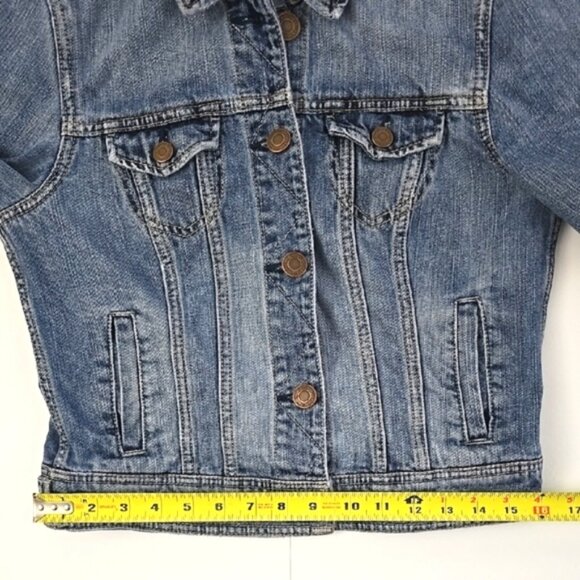 American Eagle Women's Classic Denim Jacket Button Down Faded Blue Wash Size M - Picture 14 of 15